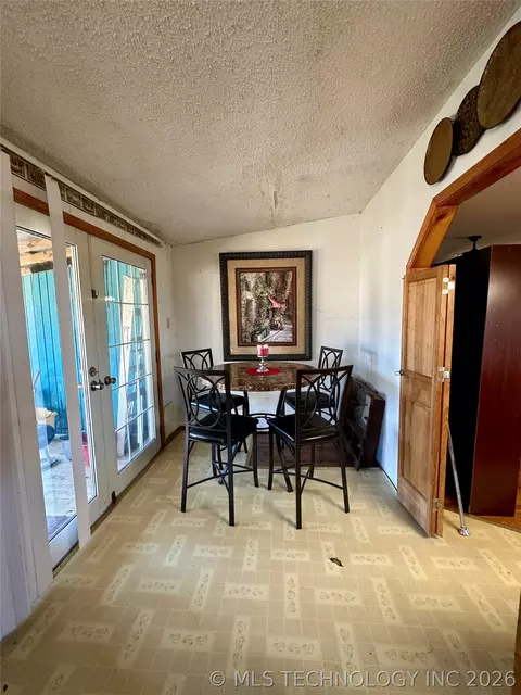 Dining - 5924 Kickapoo Ave, Kingston, OK 73439 photo 2 of 2