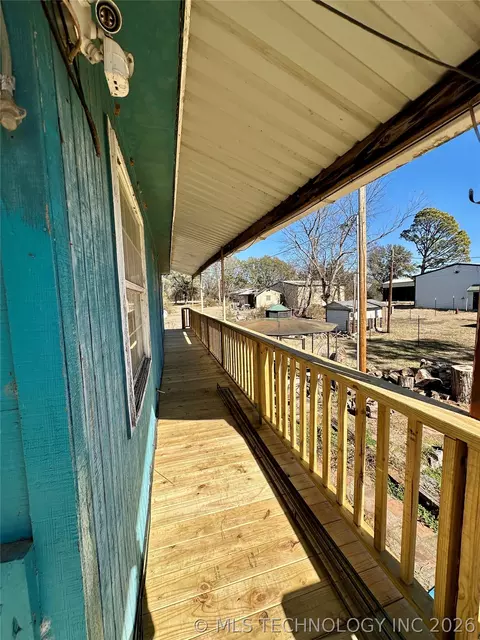 Exterior - 5924 Kickapoo Ave, Kingston, OK 73439 photo 4 of 9