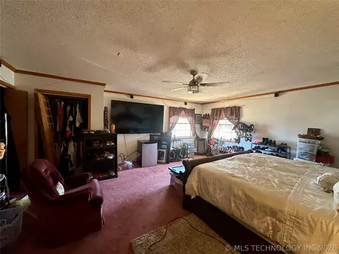 Bedroom - 5924 Kickapoo Ave, Kingston, OK 73439 photo 4 of 6