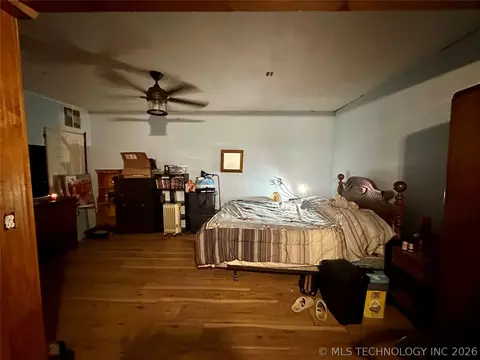 Bedroom - 5924 Kickapoo Ave, Kingston, OK 73439 photo 6 of 6