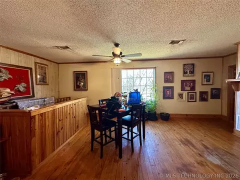 Dining - 5924 Kickapoo Ave, Kingston, OK 73439 photo 1 of 2