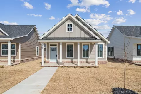 430 E Will Rogers Blvd, Claremore, OK 74017
