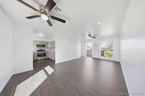 1501 E Moses St, Cushing, OK 74023 photo 7