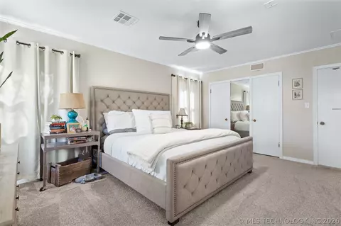 Bedroom - 1506 Crescent Dr, Duncan, OK 73533 photo 3 of 7