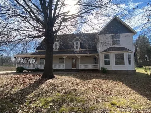 3510 S Country Club Rd, Muskogee, OK 74403