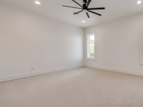 Bedroom - 295 Falcon Tree Loop, Eufaula, OK 74432 photo 9 of 10