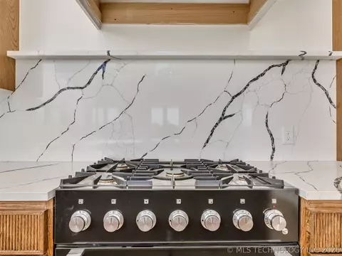 Kitchen - 295 Falcon Tree Loop, Eufaula, OK 74432 photo 6 of 10