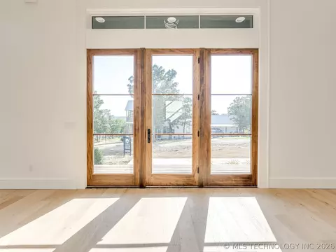 Entry Way - 295 Falcon Tree Loop, Eufaula, OK 74432 photo 1 of 8