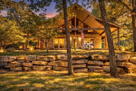 10691 E Fawn Ln, Talala, OK 74080