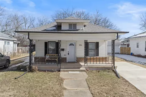 506 D St NW, Ardmore, OK 73401