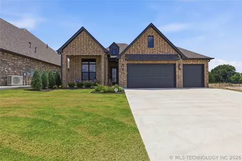 3809 W Laredo Pl, Broken Arrow, OK 74012