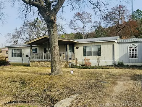 130 S Highland, Stringtown, OK 74569 photo 3