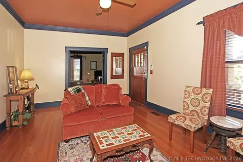 216 E 18th St, Tulsa, OK 74119 photo 9