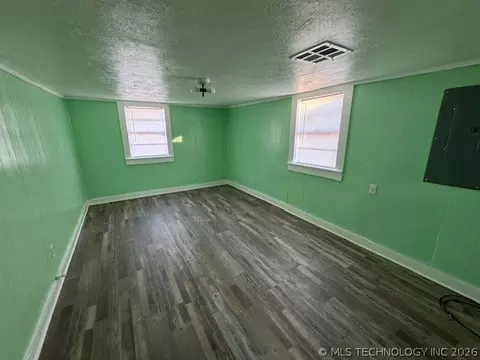 219 W 4th, Ada, OK 74820 photo 3