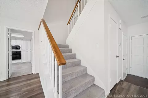 Entry Way - 2948 E 84th Street 39, Tulsa, OK 74137 photo 2 of 3