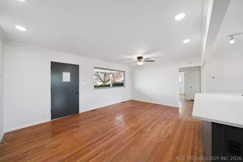 7512 E 22nd Pl, Tulsa, OK 74129 photo 9