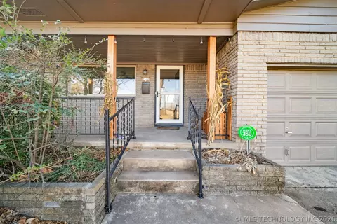 7512 E 22nd Pl, Tulsa, OK 74129 photo 2