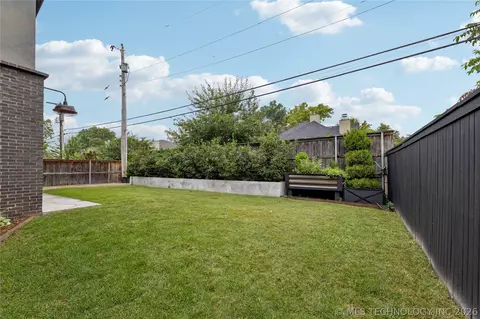 Exterior - 1433 E 38th St, Tulsa, OK 74105 photo 5 of 9