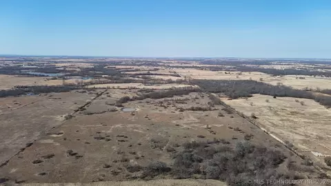 N 350 Road, Morris, OK 74445 photo 7