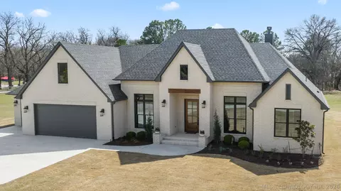 25672 E 166th St, Coweta, OK 74429