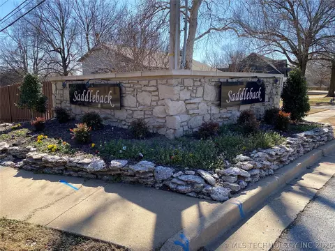 E Baton Rouge Street, Broken Arrow, OK 74011