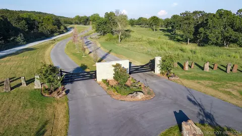 53 Pebble Ridge Rd, Eufaula, OK 74432 photo 3