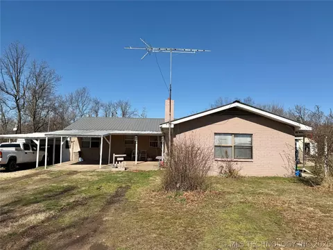 21942 E 510 Rd, Colcord, OK 74338