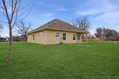Other - 116 8th Ave, Colbert, OK 74733 photo 8 of 11