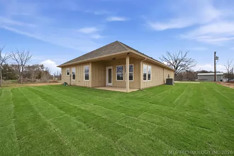 Other - 116 8th Ave, Colbert, OK 74733 photo 10 of 11