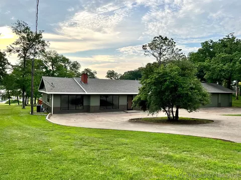 6800 Magnolia Dr, Kingston, OK 73439