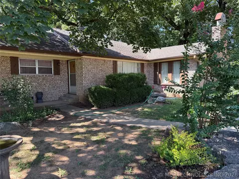11716 E 69th St N, Owasso, OK 74055