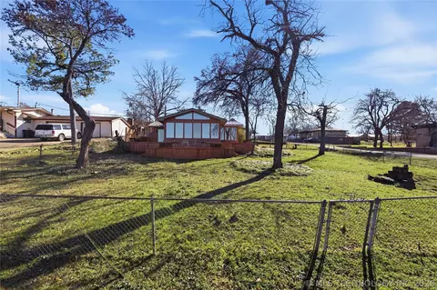 Exterior - 32262 E 720 Rd, Wagoner, OK 74467 photo 4 of 5