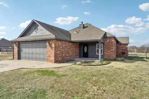 12914 N 39th East Pl, Skiatook, OK 74070