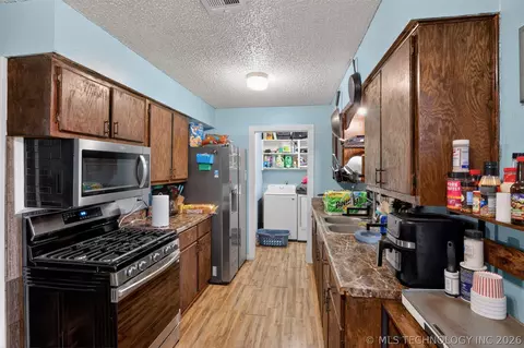 204 Umstead, Colbert, OK 74733 photo 14