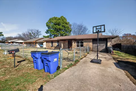 204 Umstead, Colbert, OK 74733 photo 5