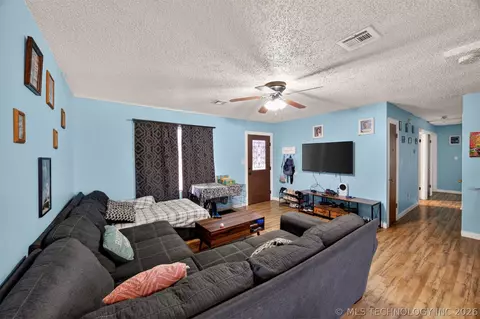 204 Umstead, Colbert, OK 74733 photo 10