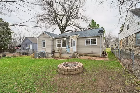 Exterior - 3407 E 5th Pl, Tulsa, OK 74112 photo 6 of 7