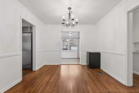 Dining - 3407 E 5th Pl, Tulsa, OK 74112 photo 1 of 2