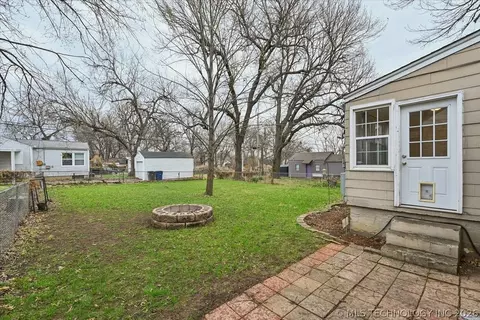 Exterior - 3407 E 5th Pl, Tulsa, OK 74112 photo 5 of 7