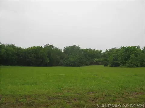 737 NW 4th St, Checotah, OK 74426