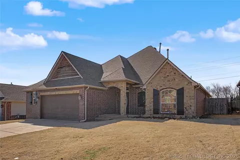 14346 S Toledo Ave, Bixby, OK 74008