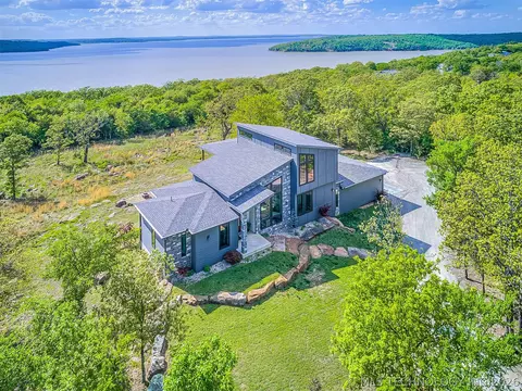 1073 Hidden Ridge Rd, Eufaula, OK 74432