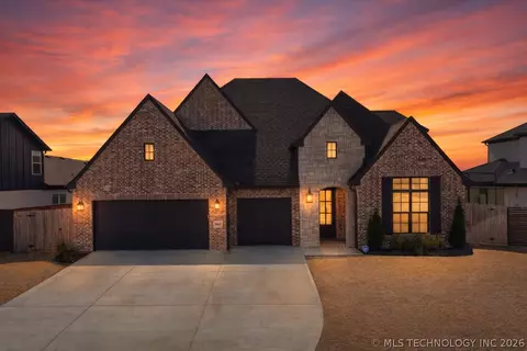 5812 E 128th St S, Bixby, OK 74008