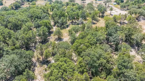 Mockingbird Road, Ardmore, OK 73401 photo 4