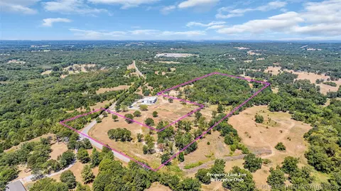 Mockingbird Road, Ardmore, OK 73401