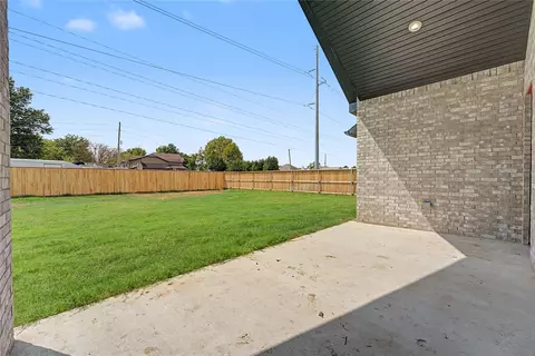 Exterior - 2807 E Liberty Pl, Broken Arrow, OK 74014 photo 4 of 7