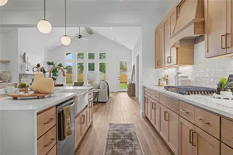 Kitchen - 2807 E Liberty Pl, Broken Arrow, OK 74014 photo 6 of 7