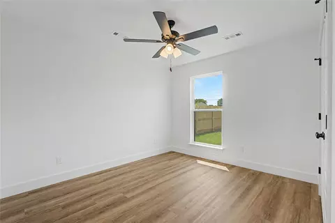 Bedroom - 2807 E Liberty Pl, Broken Arrow, OK 74014 photo 6 of 9