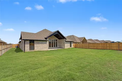 Exterior - 2807 E Liberty Pl, Broken Arrow, OK 74014 photo 6 of 7