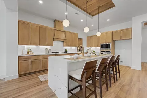 Kitchen - 2807 E Liberty Pl, Broken Arrow, OK 74014 photo 1 of 7